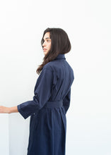 Load image into Gallery viewer, Sateen Trench in Navy